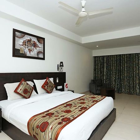 Capital O 3600 Hotel Royal Windsor Kathgodam ภายนอก รูปภาพ