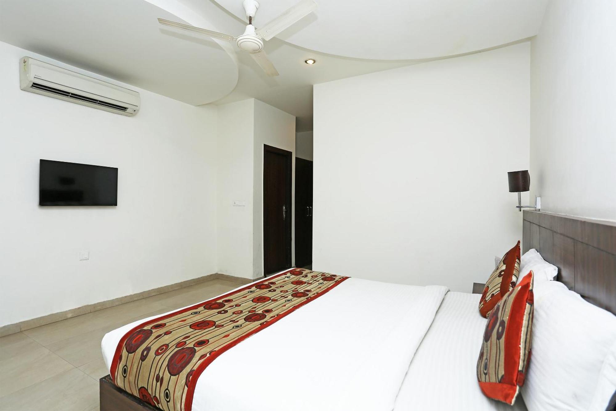 Capital O 3600 Hotel Royal Windsor Kathgodam ภายนอก รูปภาพ