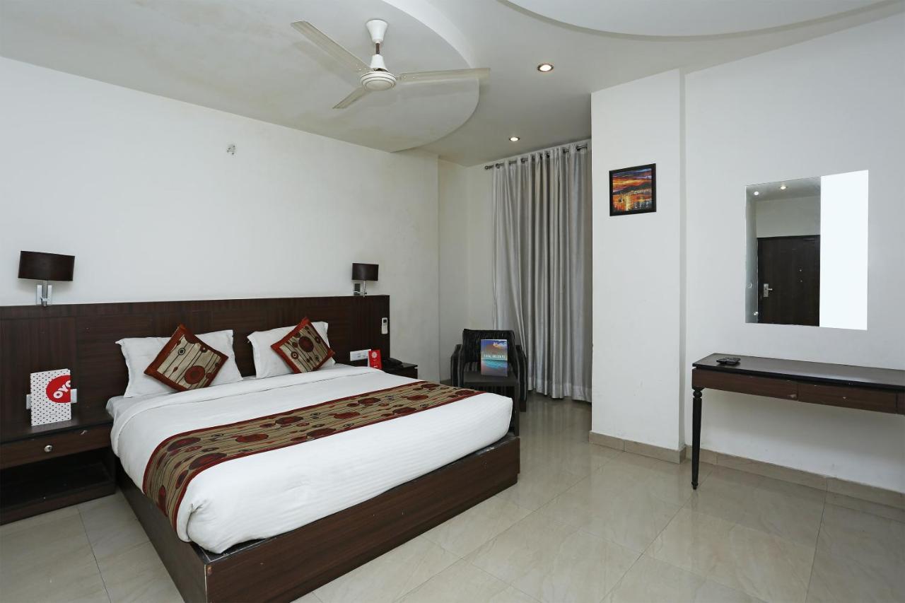 Capital O 3600 Hotel Royal Windsor Kathgodam ภายนอก รูปภาพ